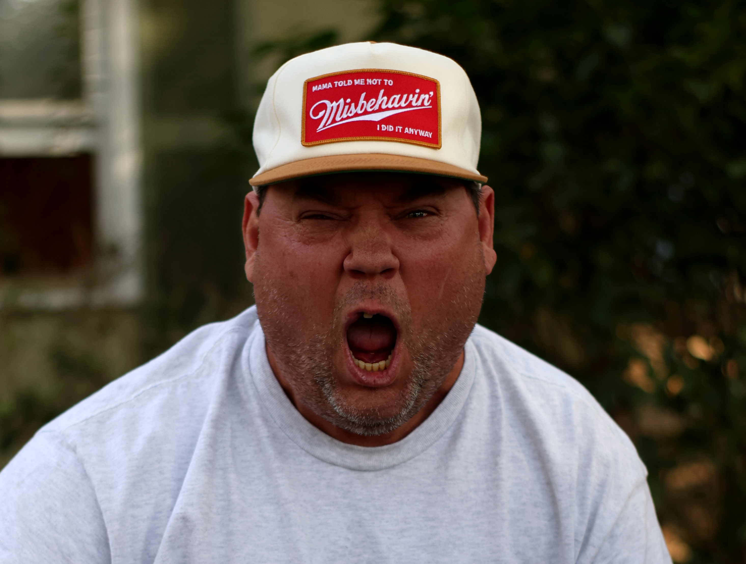 MISBEHAVIN' PATCH HAT - GOLD/IVORY